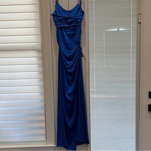 Elegant Blue Evening Gown